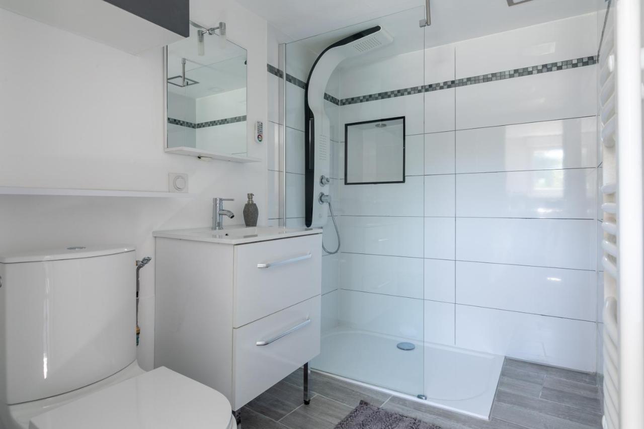 Cosy Corner Apartment Saint-Xandre Екстериор снимка