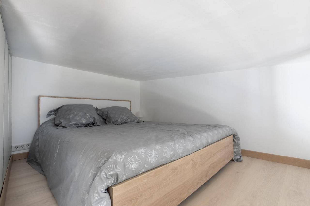 Cosy Corner Apartment Saint-Xandre Екстериор снимка